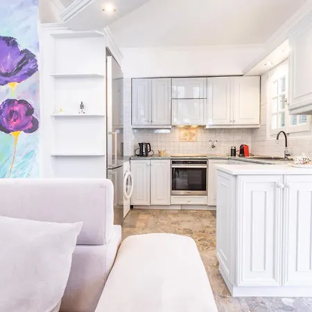 Chalet A Flower House *